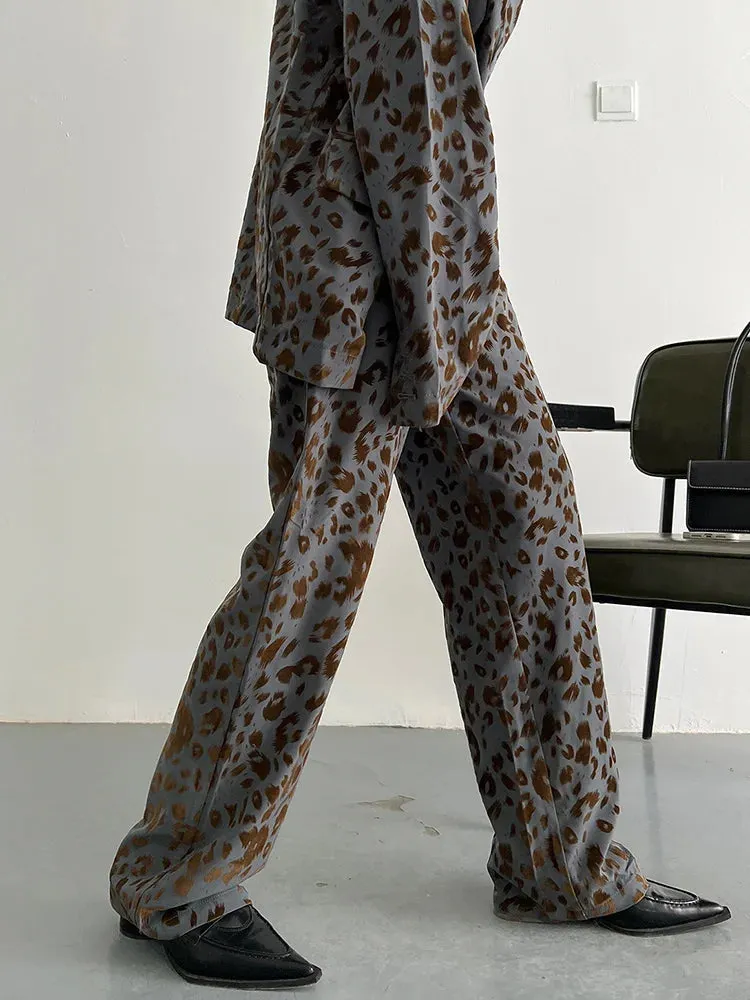 Chic Leopard Print Trousers