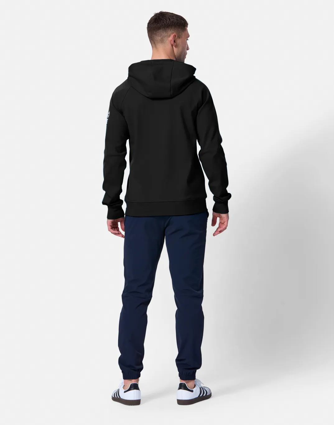 Chill Hoodie in Black